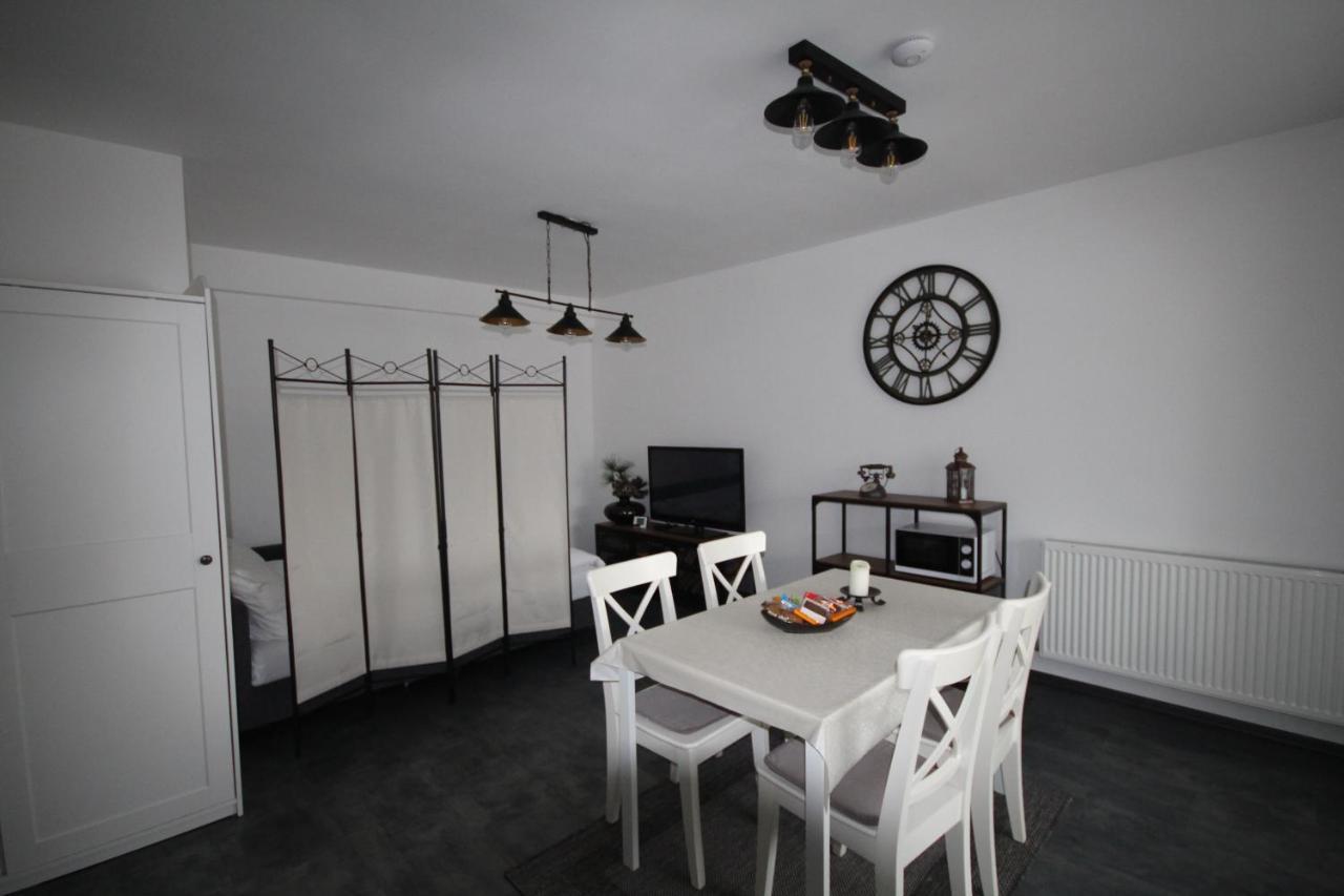 Apartment Francesca Mit Parkplatz Naehe Altstadt Сибиу Екстериор снимка
