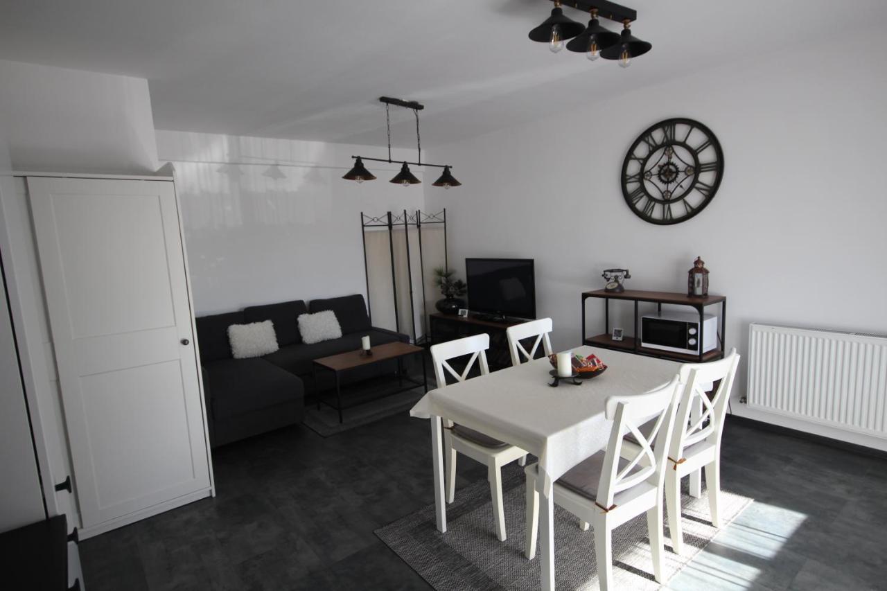 Apartment Francesca Mit Parkplatz Naehe Altstadt Сибиу Екстериор снимка