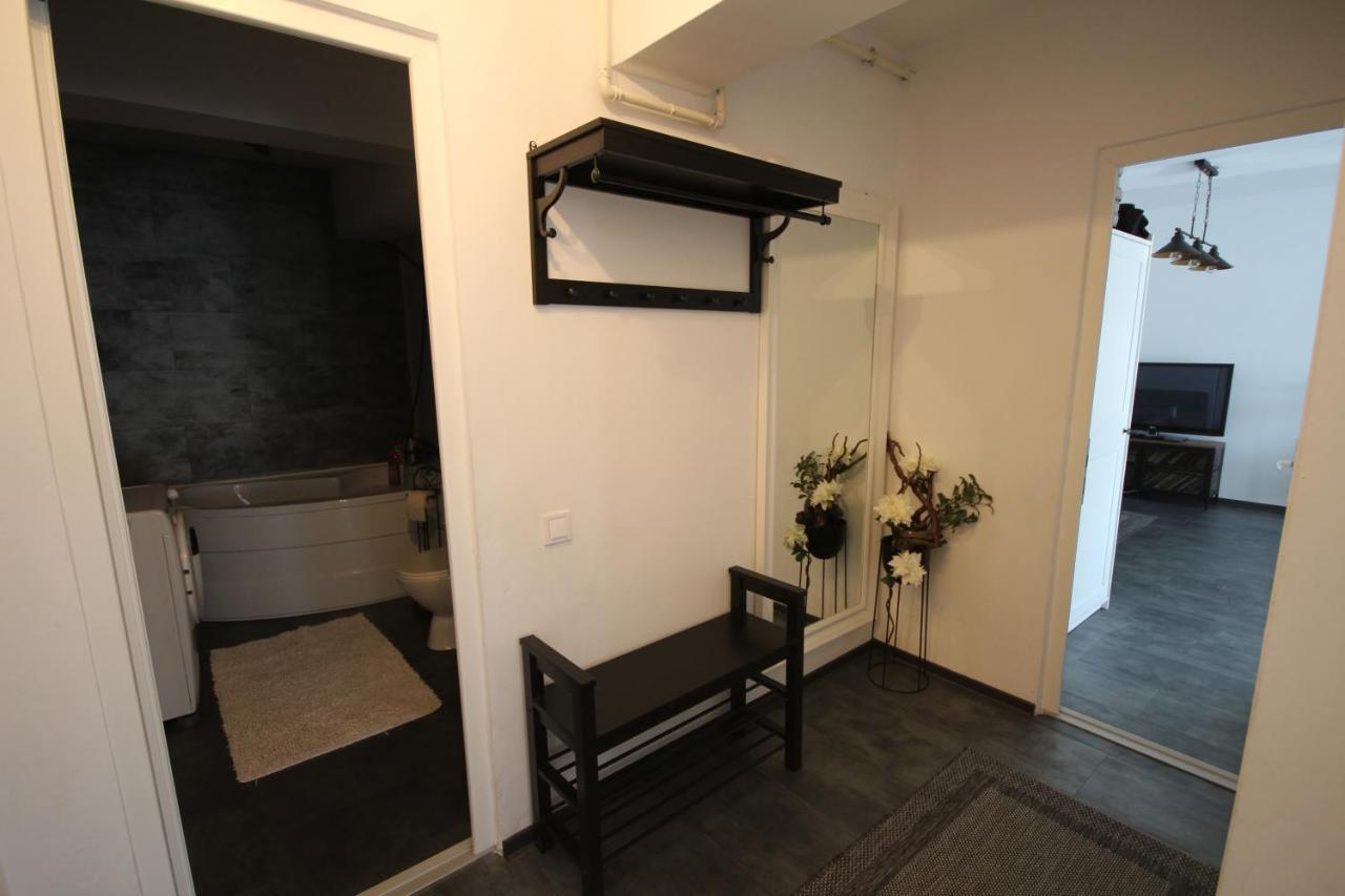 Apartment Francesca Mit Parkplatz Naehe Altstadt Сибиу Екстериор снимка
